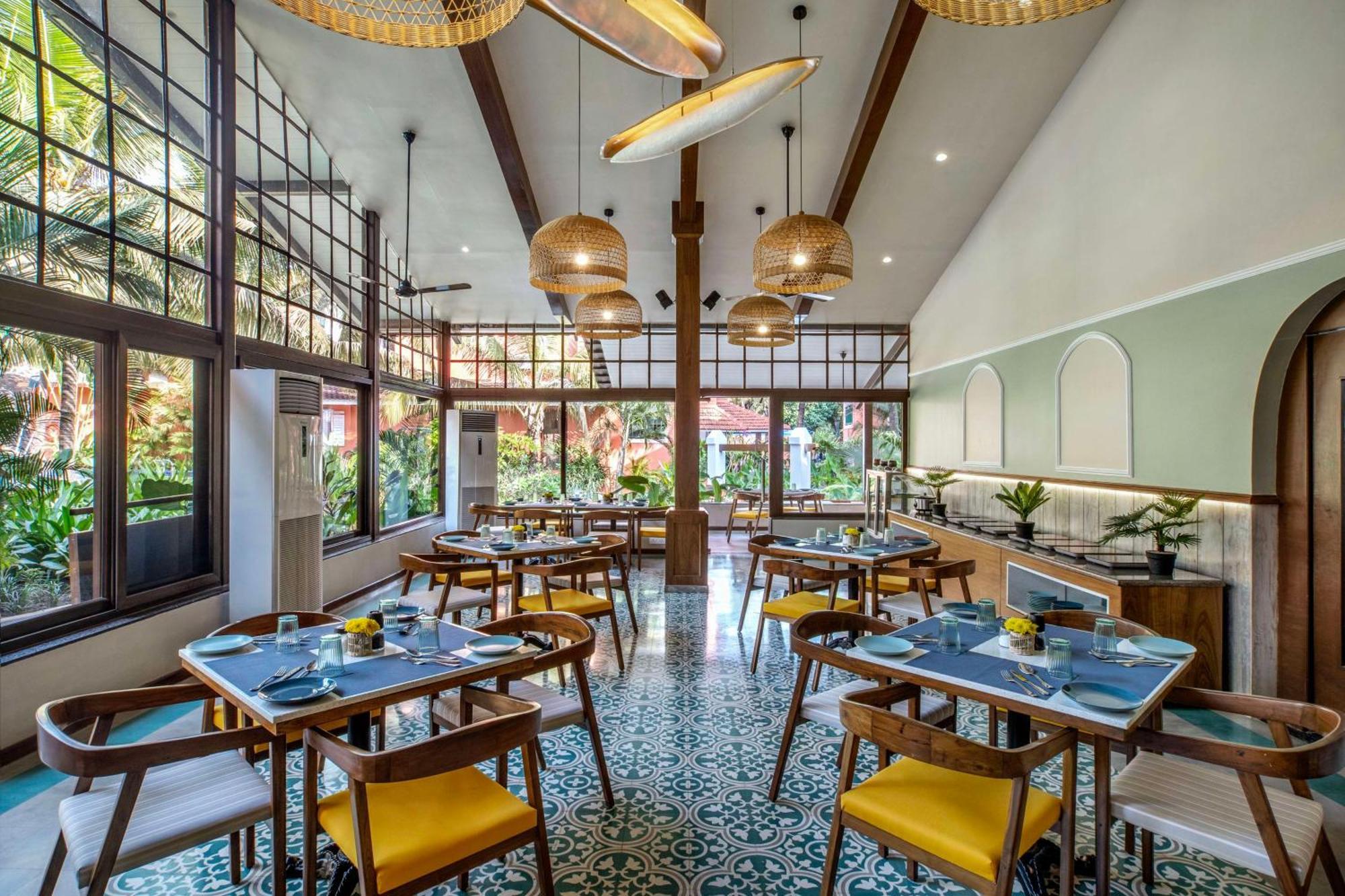 Mandrem Beach Resort, A Member Of Radisson Individuals Retreat Экстерьер фото
