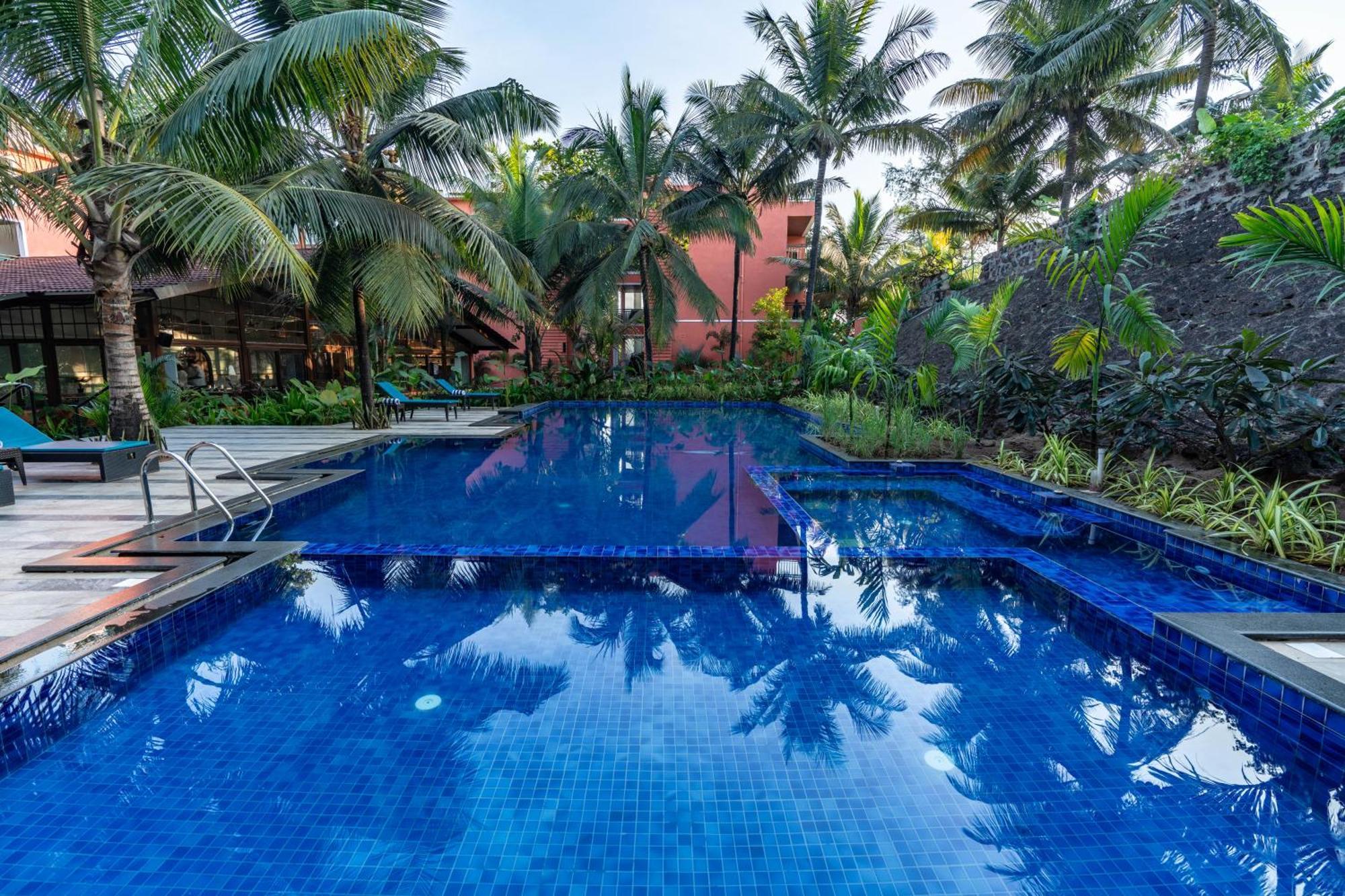 Mandrem Beach Resort, A Member Of Radisson Individuals Retreat Экстерьер фото