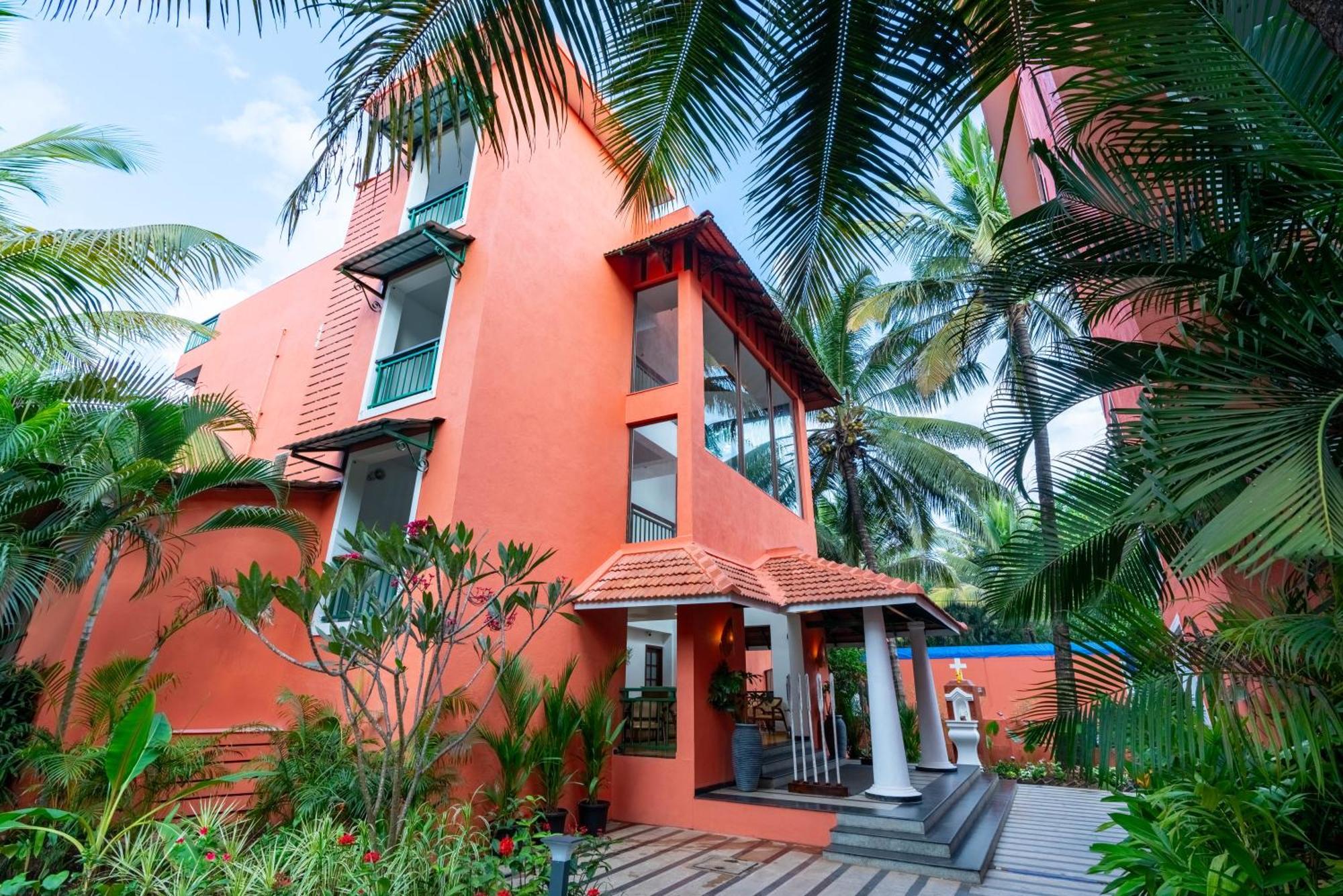 Mandrem Beach Resort, A Member Of Radisson Individuals Retreat Экстерьер фото