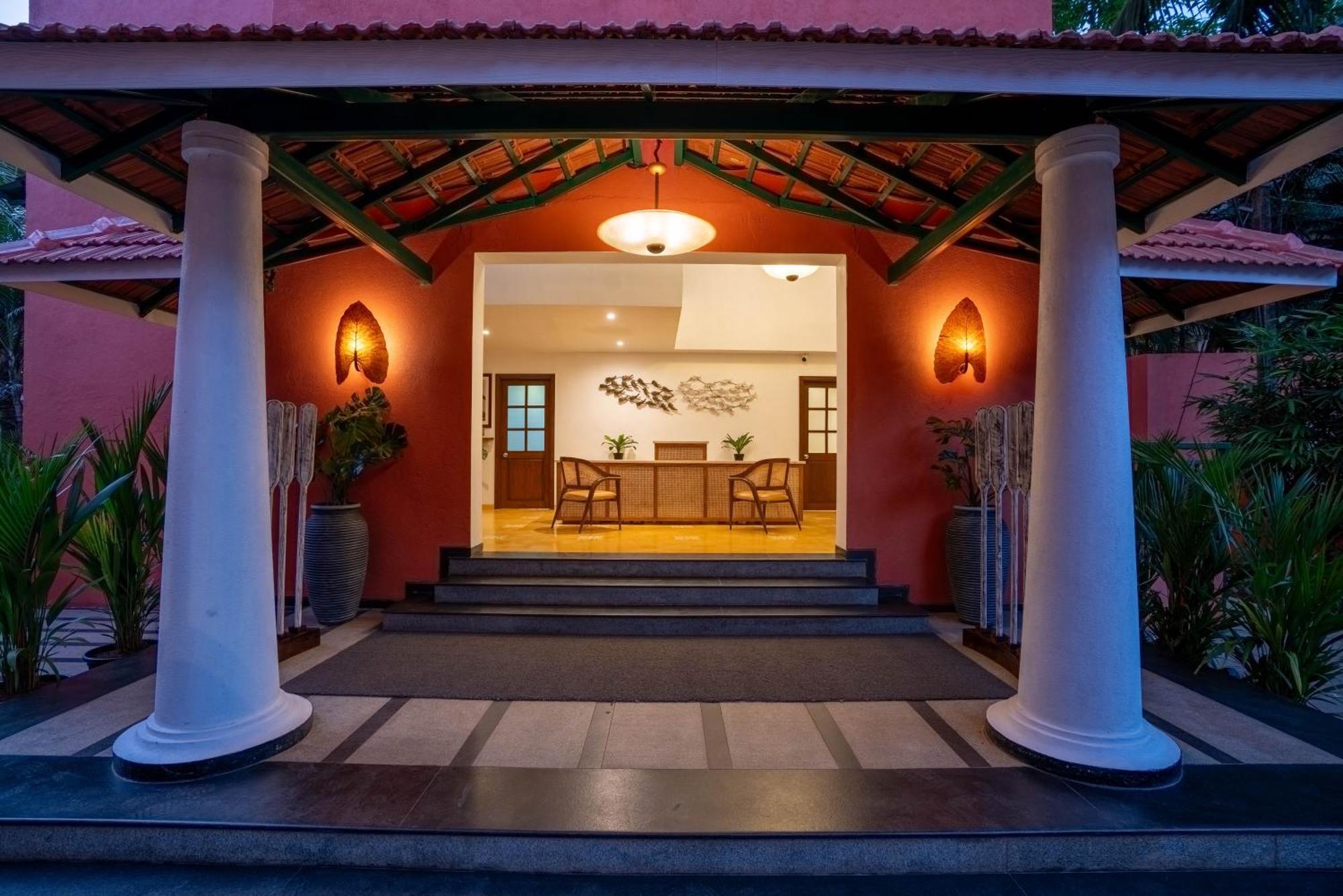 Mandrem Beach Resort, A Member Of Radisson Individuals Retreat Экстерьер фото