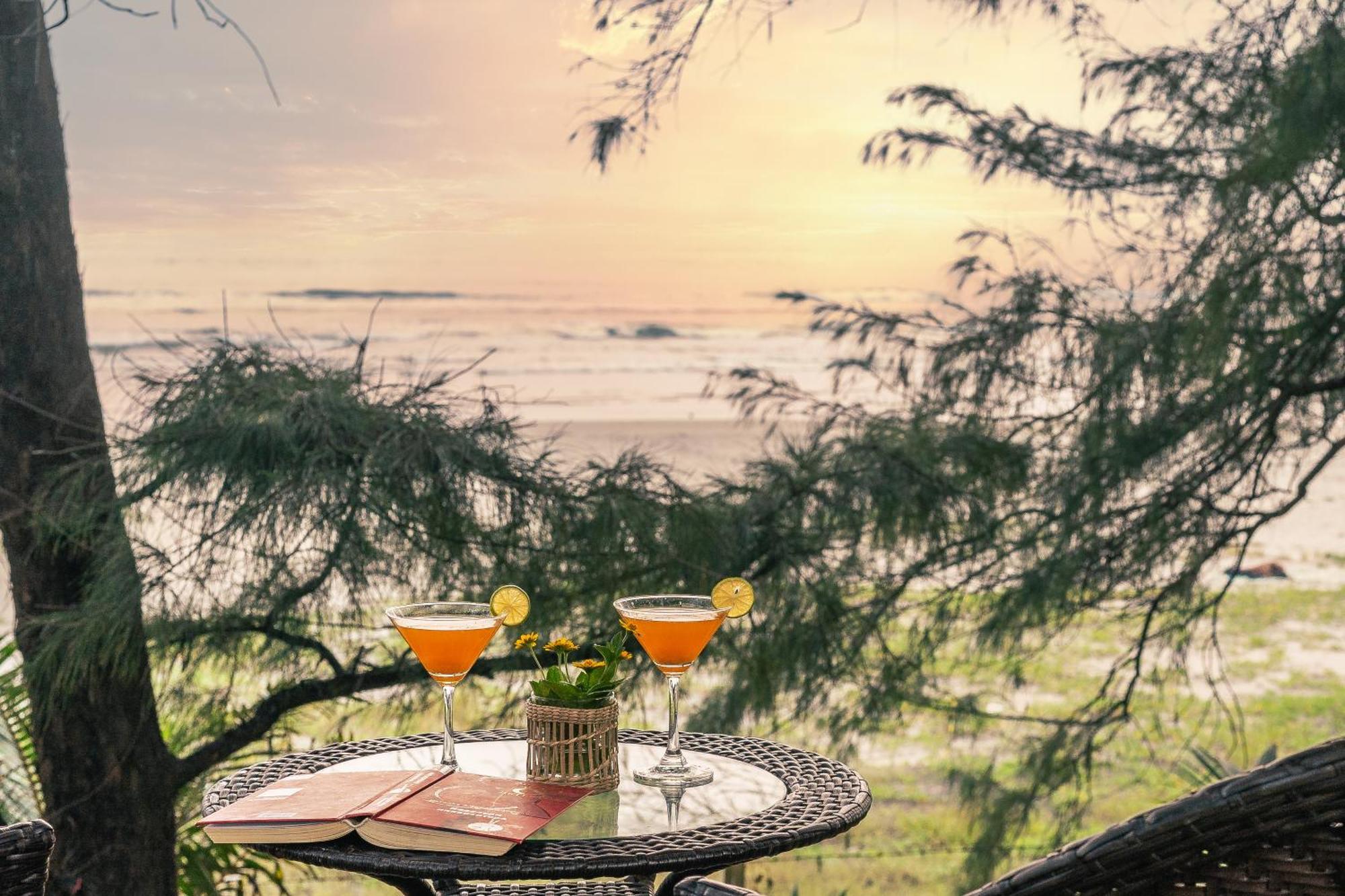 Mandrem Beach Resort, A Member Of Radisson Individuals Retreat Экстерьер фото