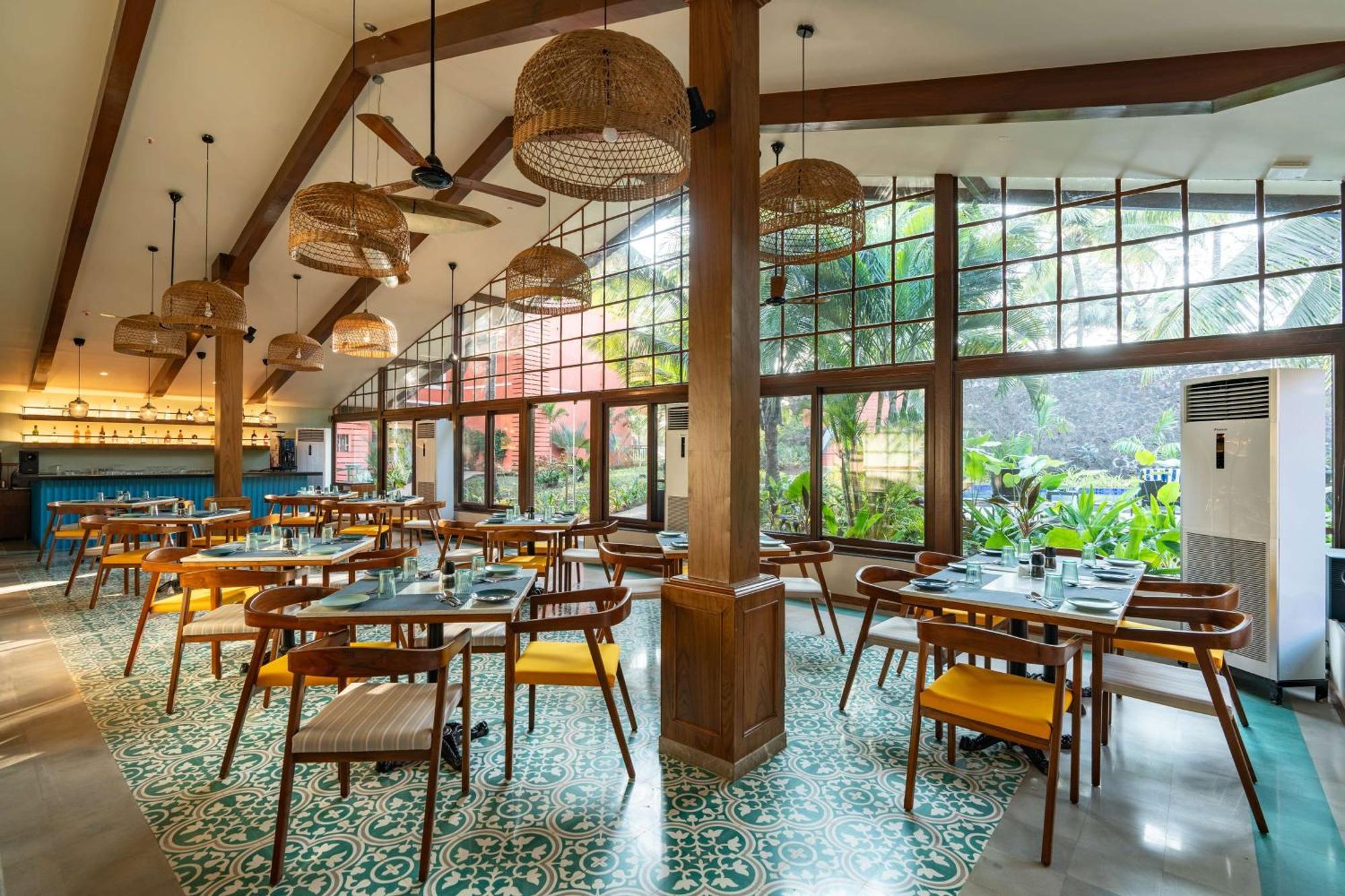 Mandrem Beach Resort, A Member Of Radisson Individuals Retreat Экстерьер фото
