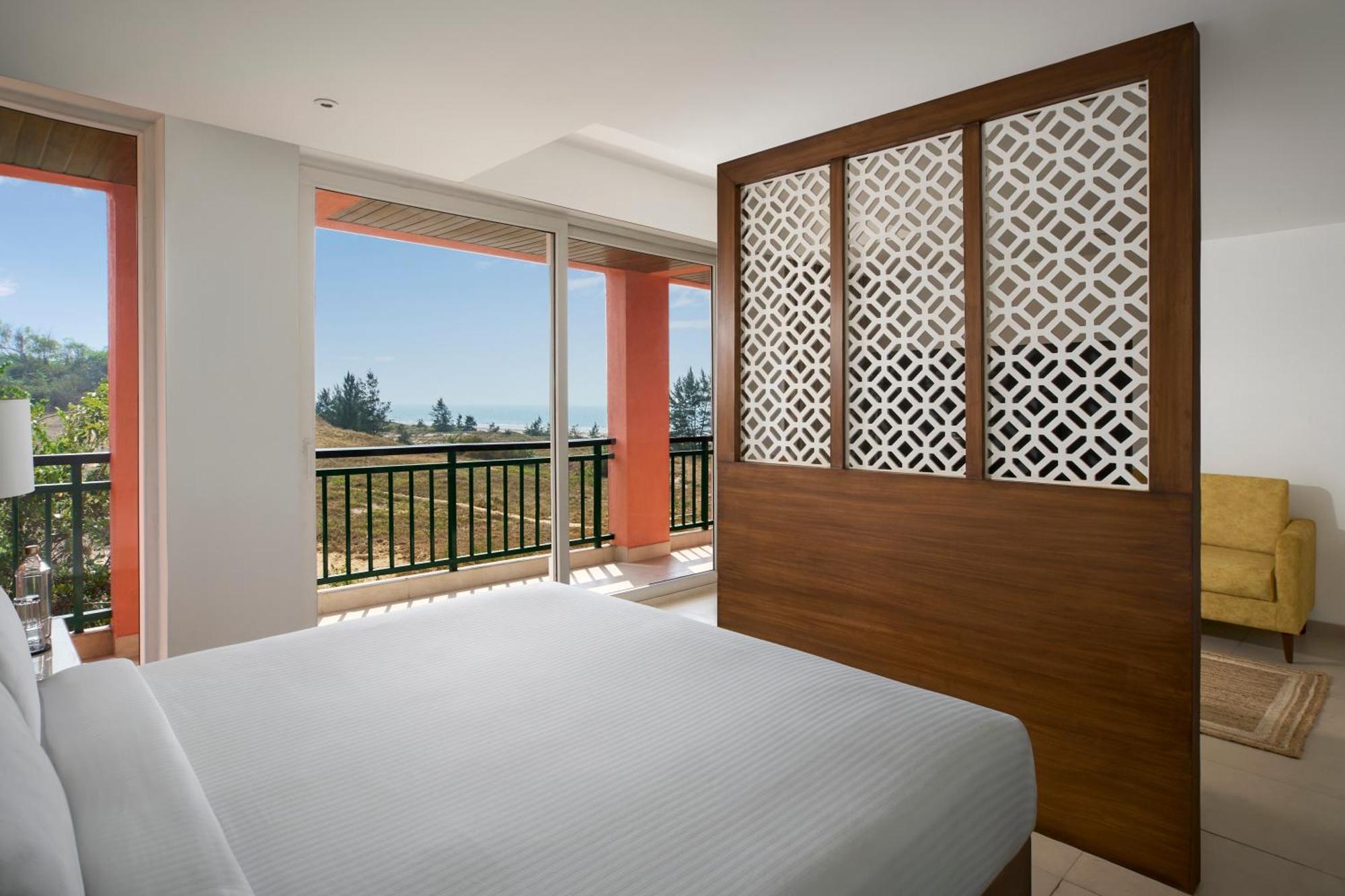 Mandrem Beach Resort, A Member Of Radisson Individuals Retreat Экстерьер фото