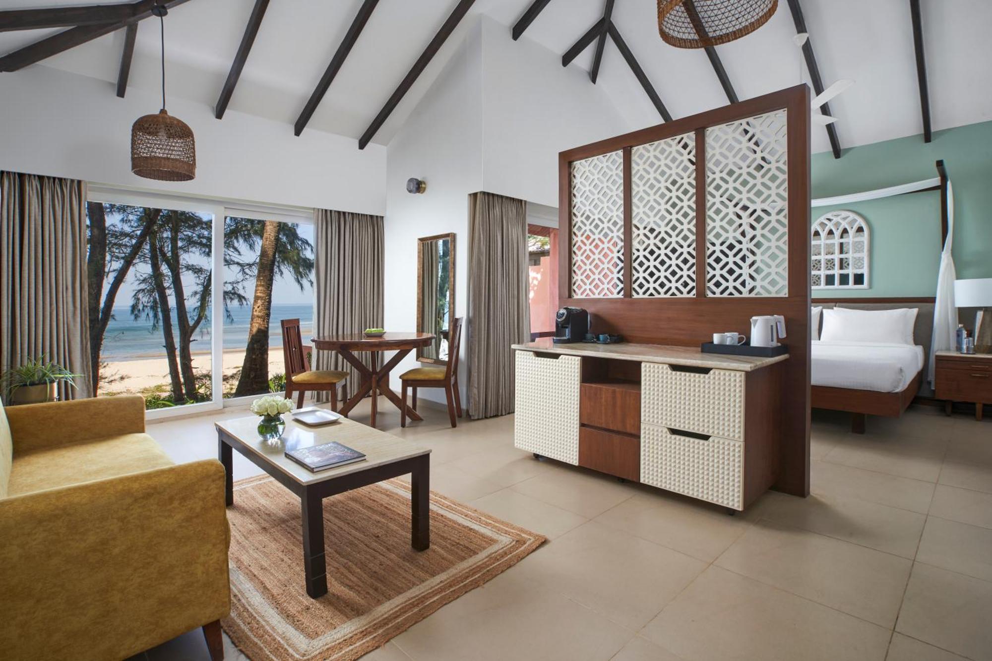 Mandrem Beach Resort, A Member Of Radisson Individuals Retreat Экстерьер фото